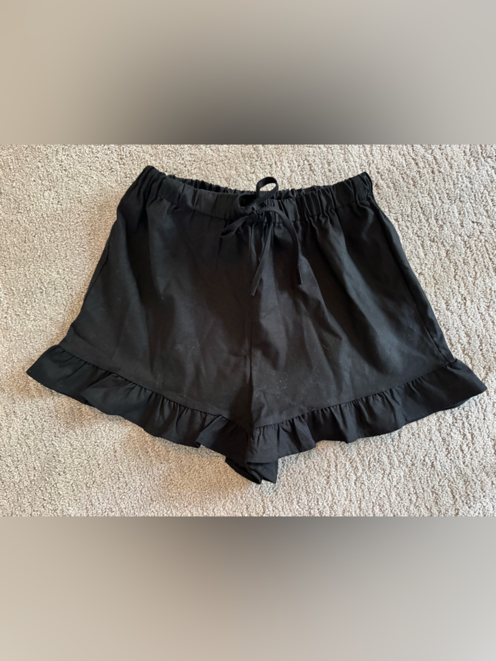 Commense Black Elastic Waist Shorts with Ruffled Hem NWOT